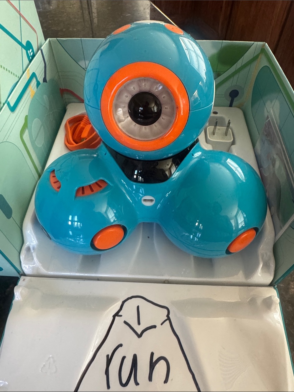 Wondershop Teal and Orange Dash Robot